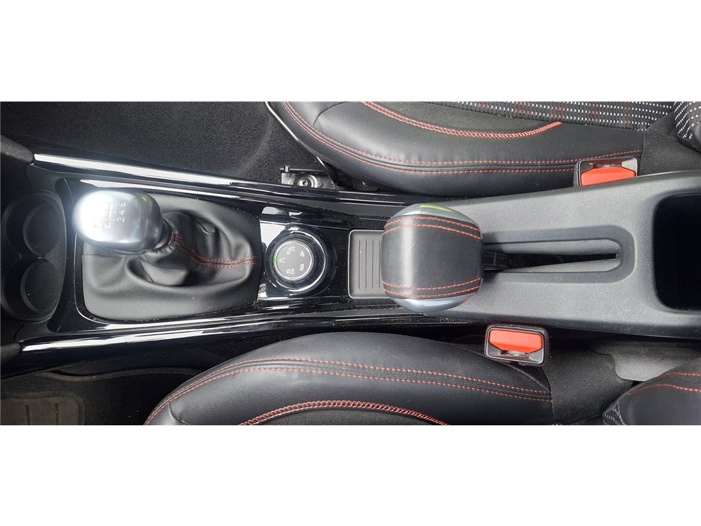 PEUGEOT 2008 1.6 BLUEHDI 120CH S&S BVM6 GT Line