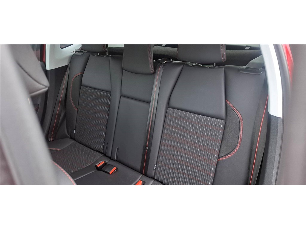 PEUGEOT 2008 1.6 BLUEHDI 120CH S&S BVM6 GT Line