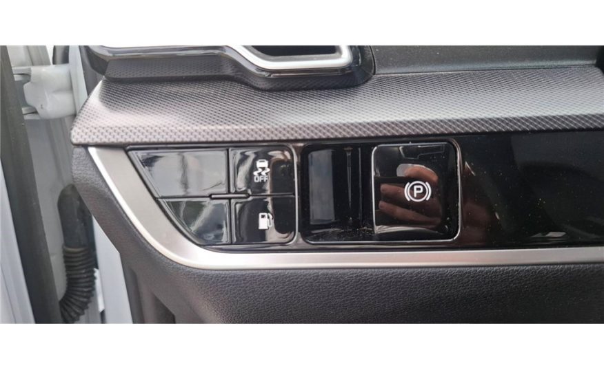 KIA SPORTAGE 1.6 T-GDI 265CH ISG HYBRIDE RECHARGEABLE BVA6 4X4 Design