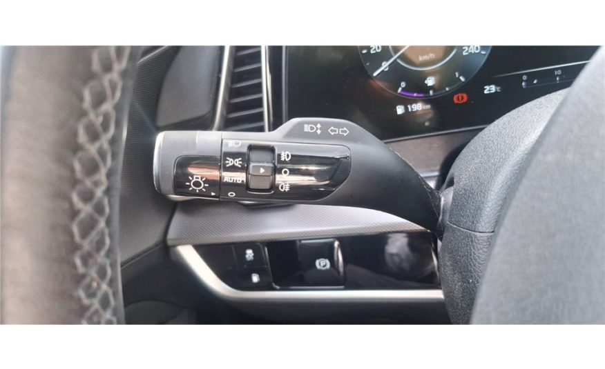 KIA SPORTAGE 1.6 T-GDI 265CH ISG HYBRIDE RECHARGEABLE BVA6 4X4 Design