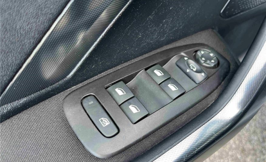 PEUGEOT 2008 1.6 BLUEHDI 100CH BVM5 Style