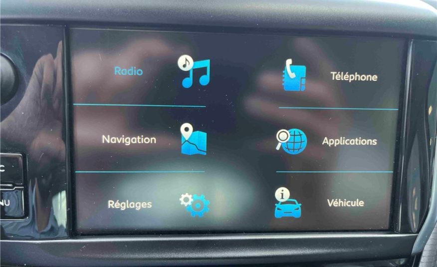 PEUGEOT 2008 1.6 BLUEHDI 100CH BVM5 Style