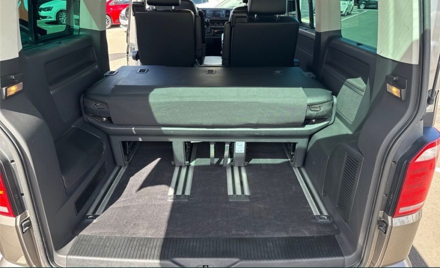 VOLKSWAGEN MULTIVAN 2.0 TDI 150 DSG7 Carat Court