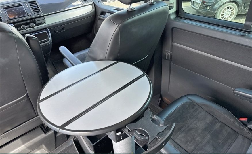 VOLKSWAGEN MULTIVAN 2.0 TDI 150 DSG7 Carat Court
