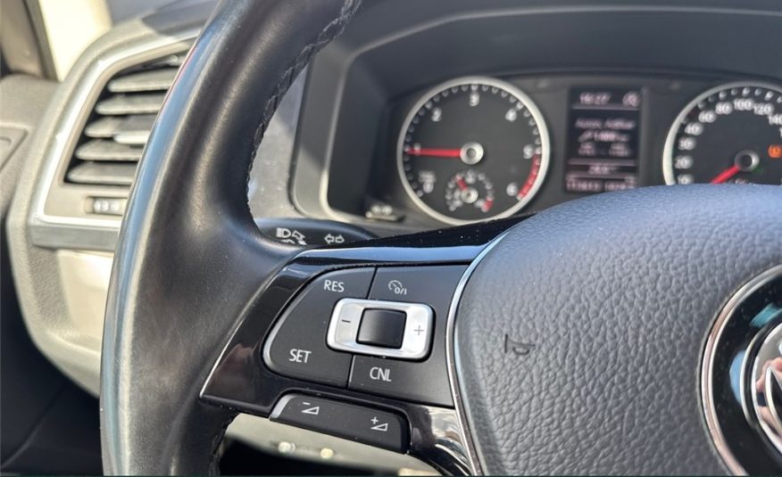 VOLKSWAGEN MULTIVAN 2.0 TDI 150 DSG7 Carat Court