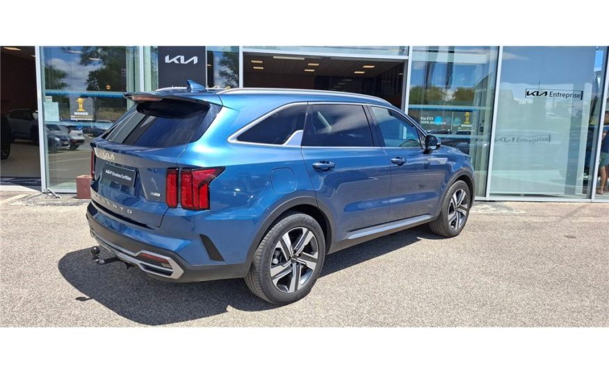 KIA SORENTO 1.6 T-GDI HYBRIDE RECHARGEABLE 265 CH 7PL 4X4 BVA6 Design
