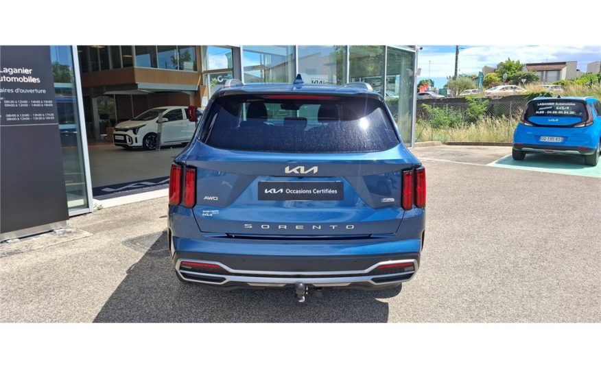 KIA SORENTO 1.6 T-GDI HYBRIDE RECHARGEABLE 265 CH 7PL 4X4 BVA6 Design