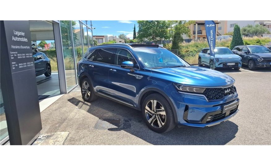 KIA SORENTO 1.6 T-GDI HYBRIDE RECHARGEABLE 265 CH 7PL 4X4 BVA6 Design