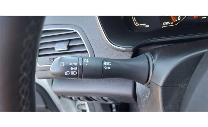 RENAULT MEGANE IV BERLINE TCE 115 FAP Zen