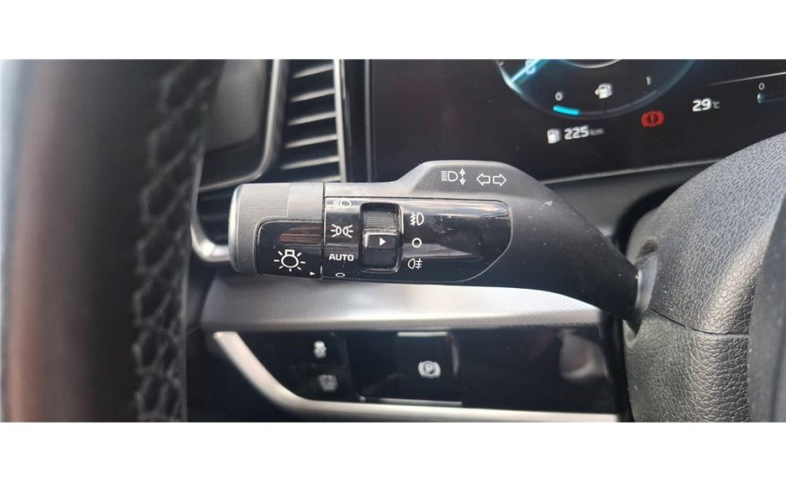 KIA SPORTAGE 1.6 T-GDI 230CH ISG HYBRIDE BVA6 4X2 Design