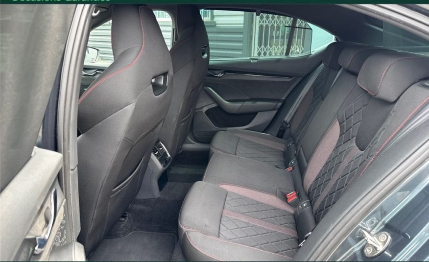 SKODA OCTAVIA 2.0 TSI 245 CH DSG7 RS