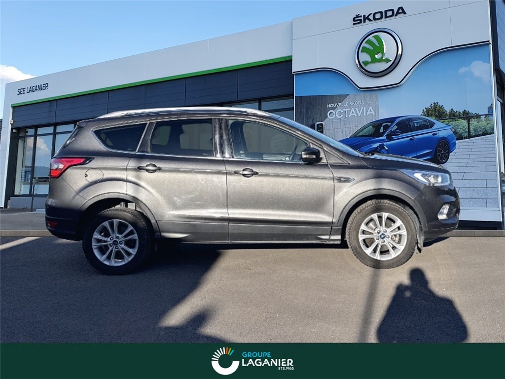 FORD KUGA 1.5 TDCI 120 S&S 4X2 BVM6 Titanium