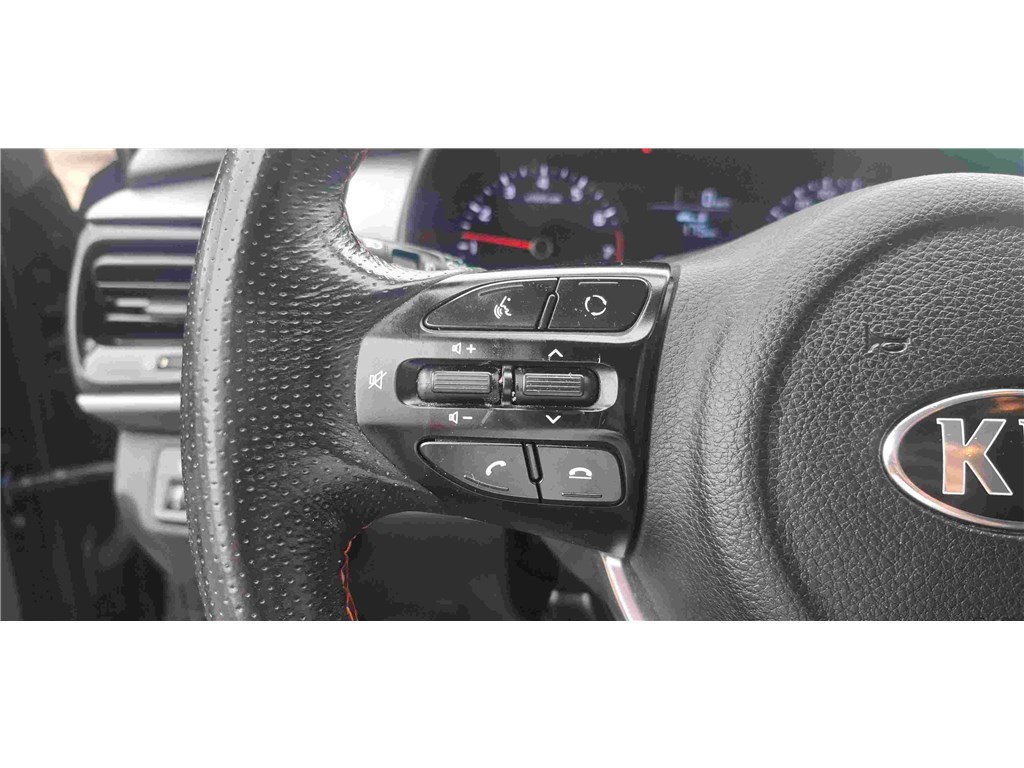 KIA STONIC 1.0 T-GDI 120 CH Launch Edition