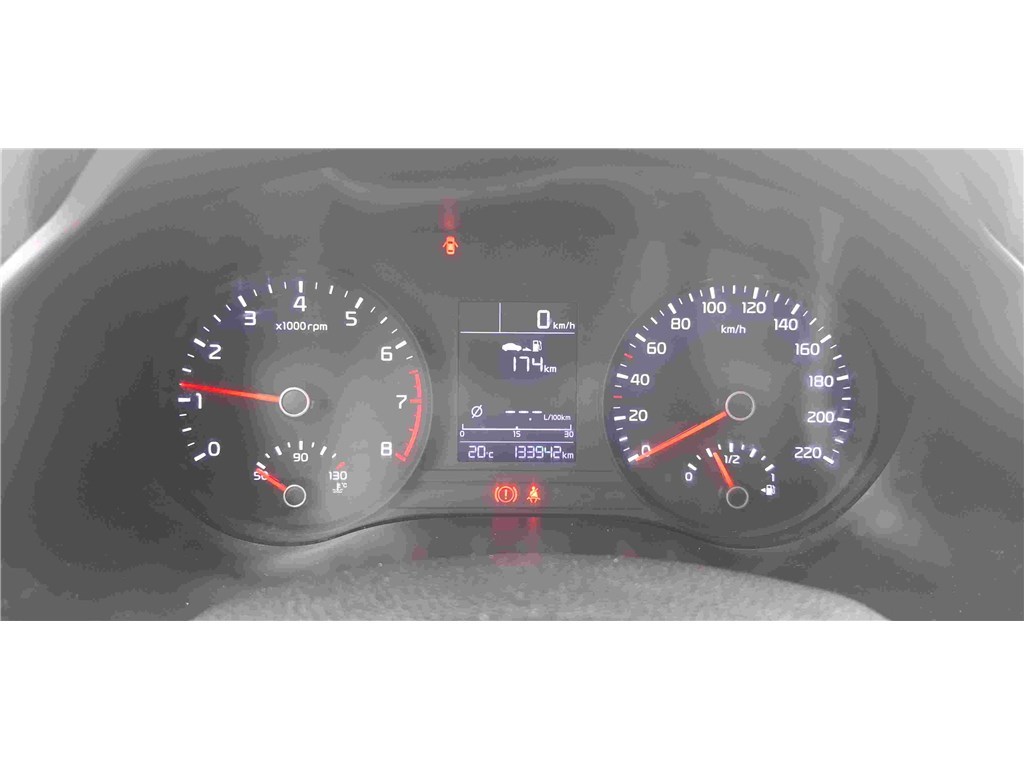 KIA STONIC 1.0 T-GDI 120 CH Launch Edition