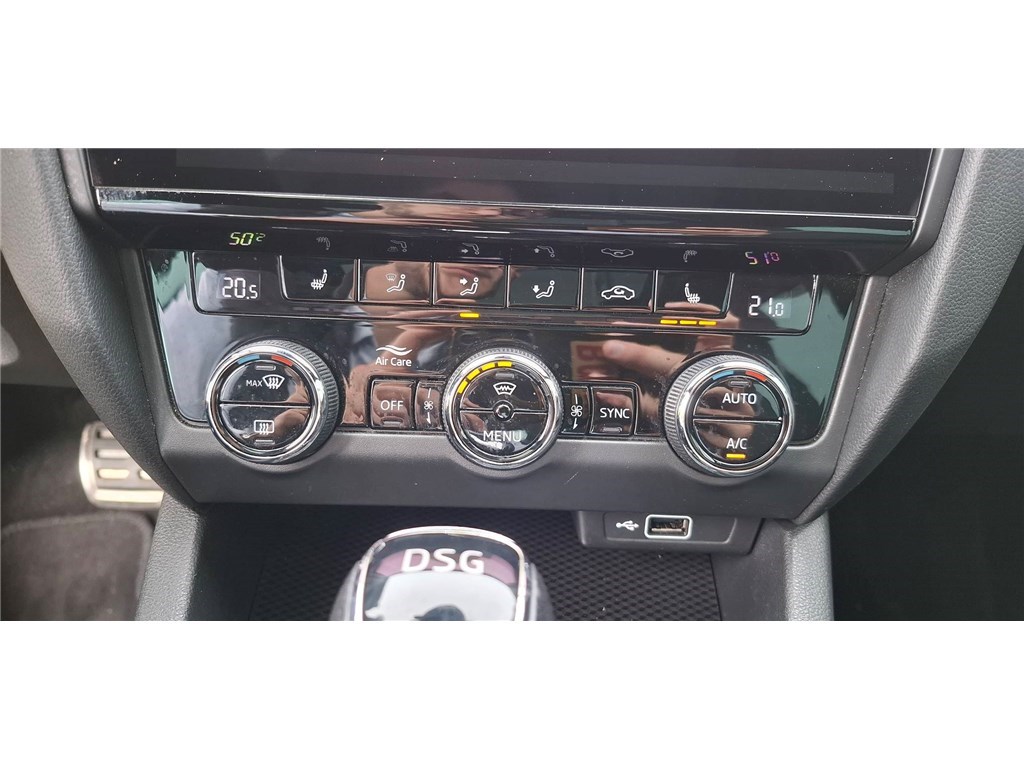 SKODA OCTAVIA COMBI 2.0 TSI 230 CH DSG6 RS