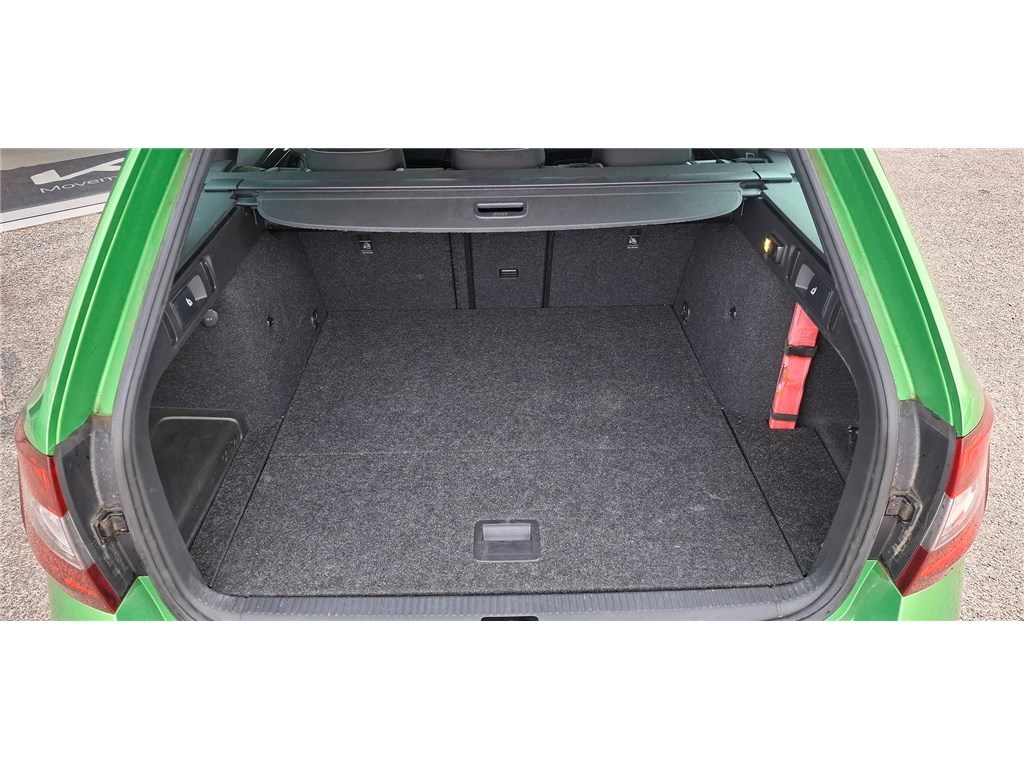 SKODA OCTAVIA COMBI 2.0 TSI 230 CH DSG6 RS