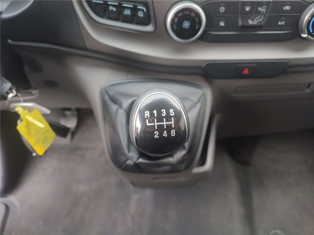 FORD TRANSIT CUSTOM FOURGON 300 L1H1 2.0 ECOBLUE 130 TREND BUSINESS