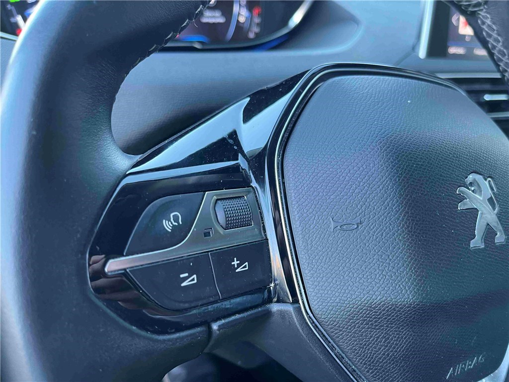 PEUGEOT 3008 BLUEHDI 130CH S&S BVM6 Allure