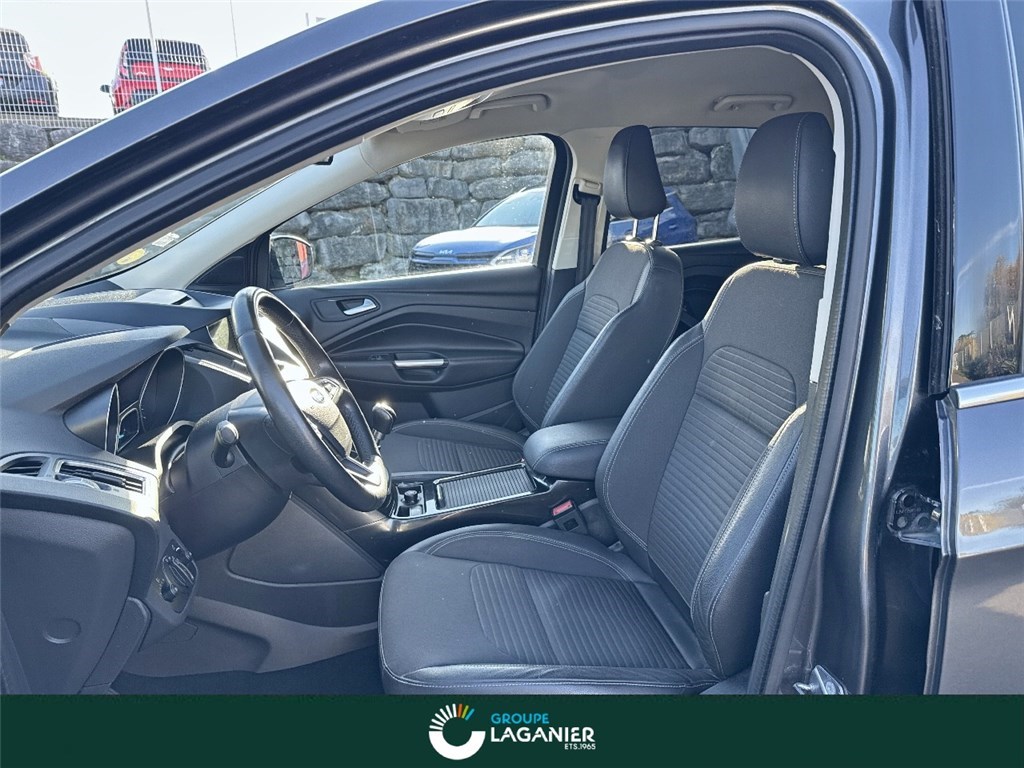 FORD KUGA 1.5 TDCI 120 S&S 4X2 BVM6 Titanium