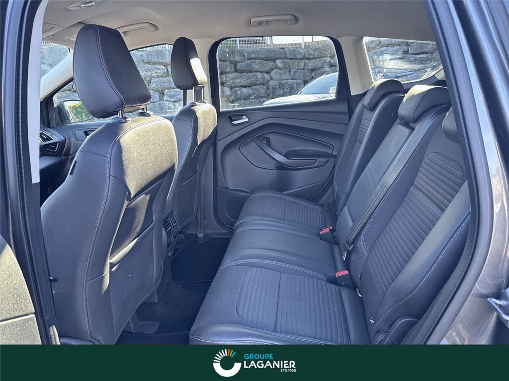 FORD KUGA 1.5 TDCI 120 S&S 4X2 BVM6 Titanium