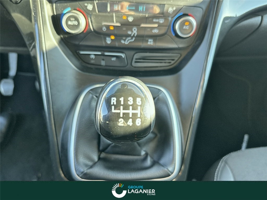 FORD KUGA 1.5 TDCI 120 S&S 4X2 BVM6 Titanium