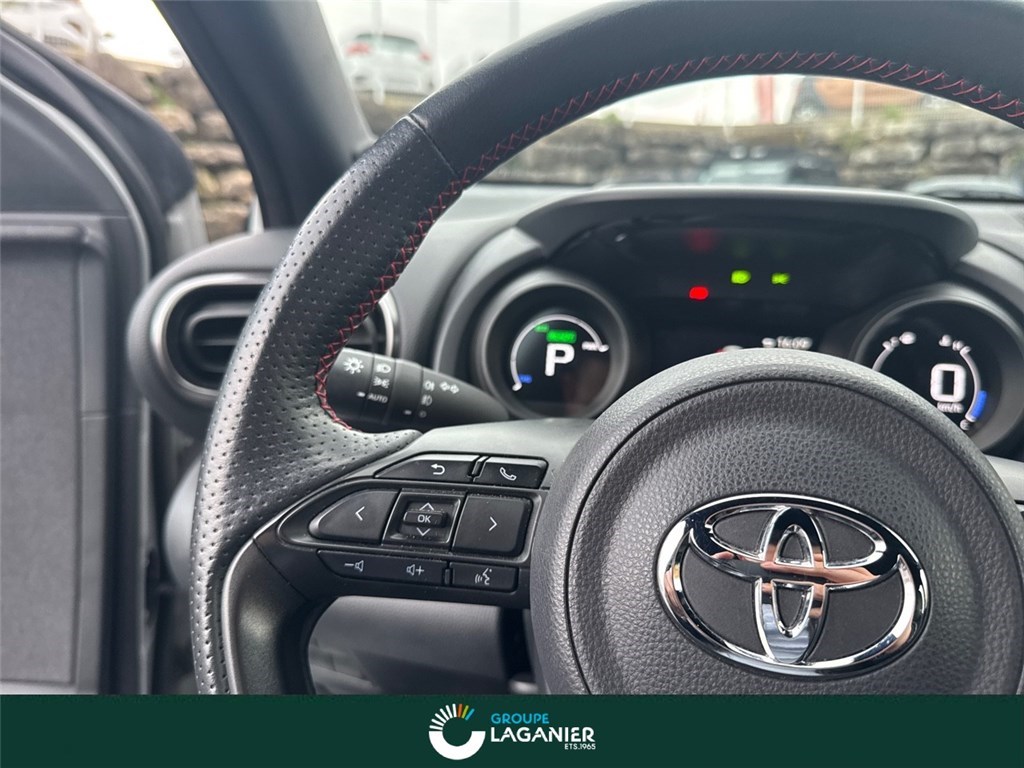 TOYOTA YARIS HYBRIDE 116H GR Sport