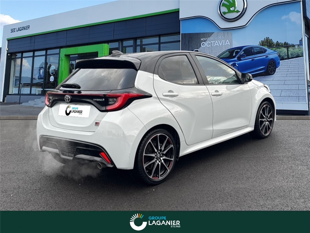 TOYOTA YARIS HYBRIDE 116H GR Sport