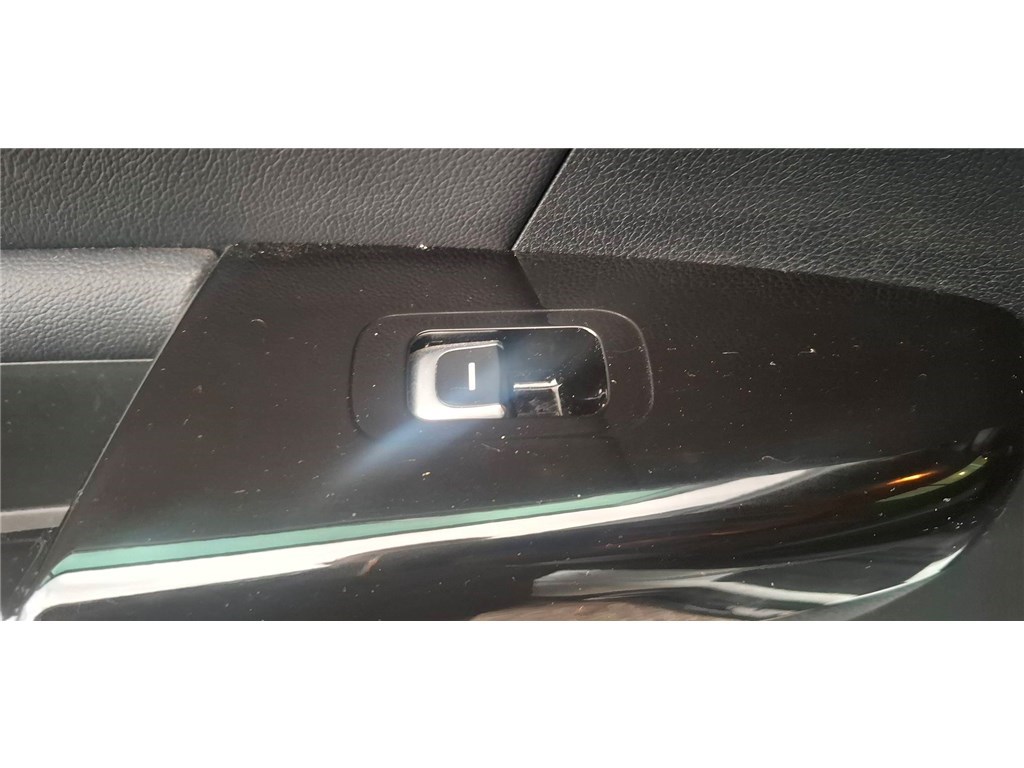 KIA SPORTAGE 1.6 CRDI 136CH MHEV ISG DCT7 4X2 Black Edition