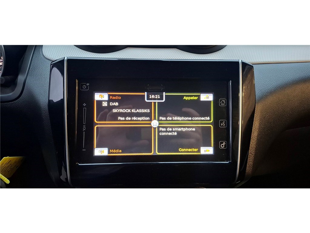 SUZUKI SWIFT 1.2 DUALJET HYBRID AUTO (CVT) Privilège