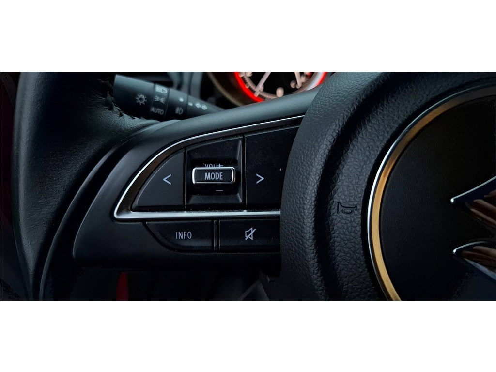 SUZUKI SWIFT 1.2 DUALJET HYBRID AUTO (CVT) Privilège