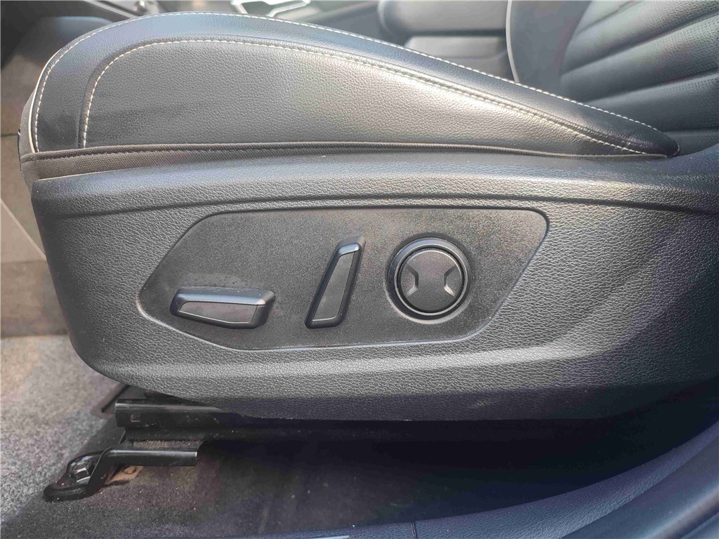 KIA SPORTAGE 1.6 T-GDI 230CH ISG HYBRIDE BVA6 4X2 GT Line Premium