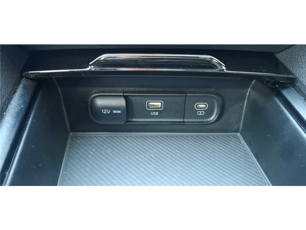 KIA SPORTAGE VP 1.6 T-GDI 210CH ISG HYBRIDE BVA6 4X2 30 Years