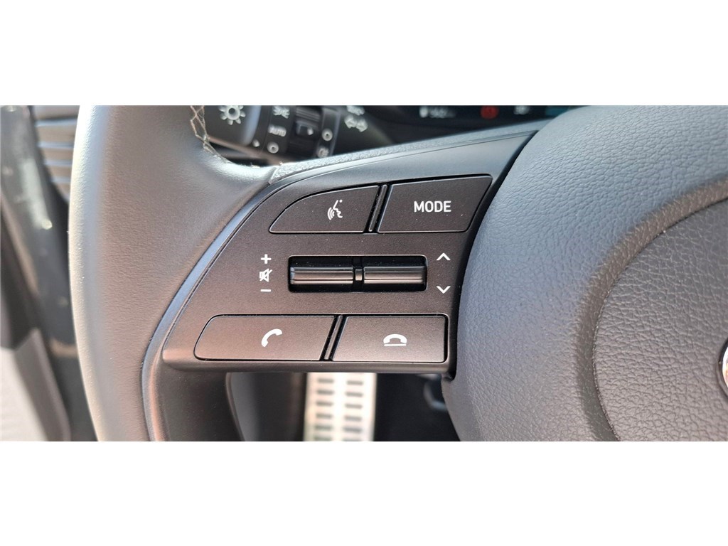 HYUNDAI BAYON 1.0 T-GDI 100 DCT-7 HYBRID 48V BUSINESS