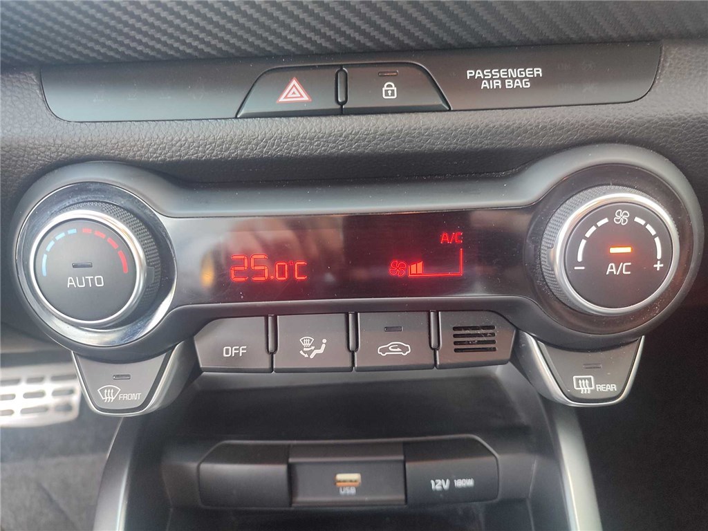 KIA STONIC 1.0 T-GDI 100 CH DCT7 GT Line