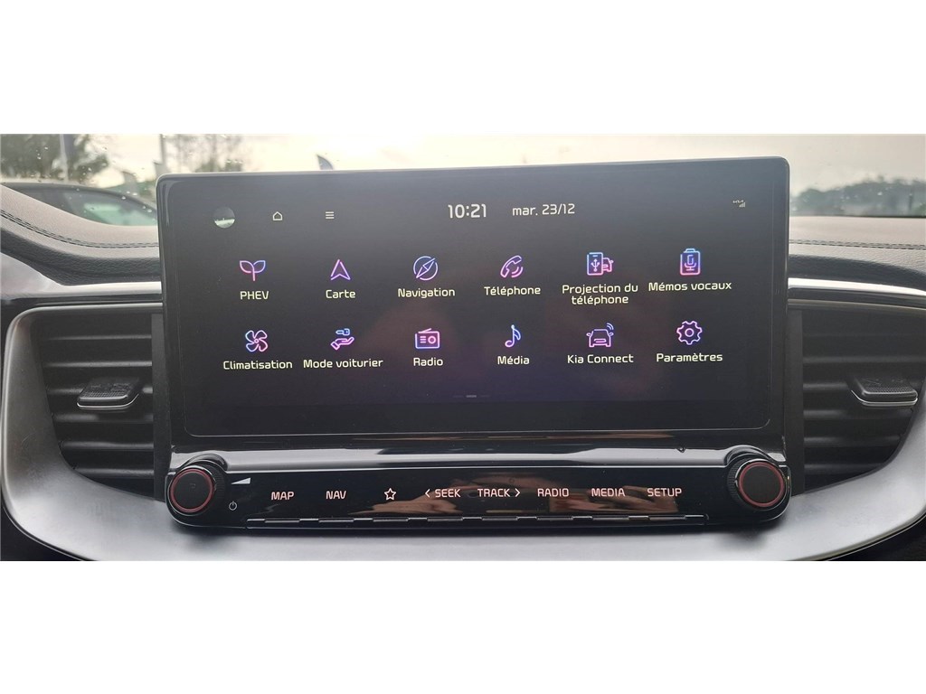 KIA XCEED 1.6 GDI HYBRIDE RECHARGEABLE 141CH DCT6 Black & White Edition