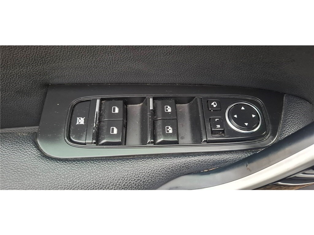 KIA XCEED 1.6 GDI HYBRIDE RECHARGEABLE 141CH DCT6 Black & White Edition