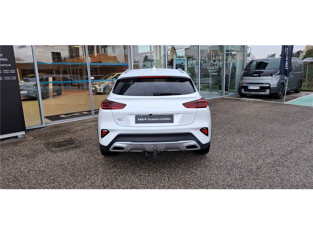 KIA XCEED 1.6 GDI HYBRIDE RECHARGEABLE 141CH DCT6 Black & White Edition