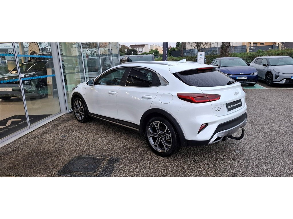 KIA XCEED 1.6 GDI HYBRIDE RECHARGEABLE 141CH DCT6 Black & White Edition