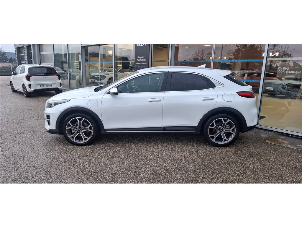 KIA XCEED 1.6 GDI HYBRIDE RECHARGEABLE 141CH DCT6 Black & White Edition