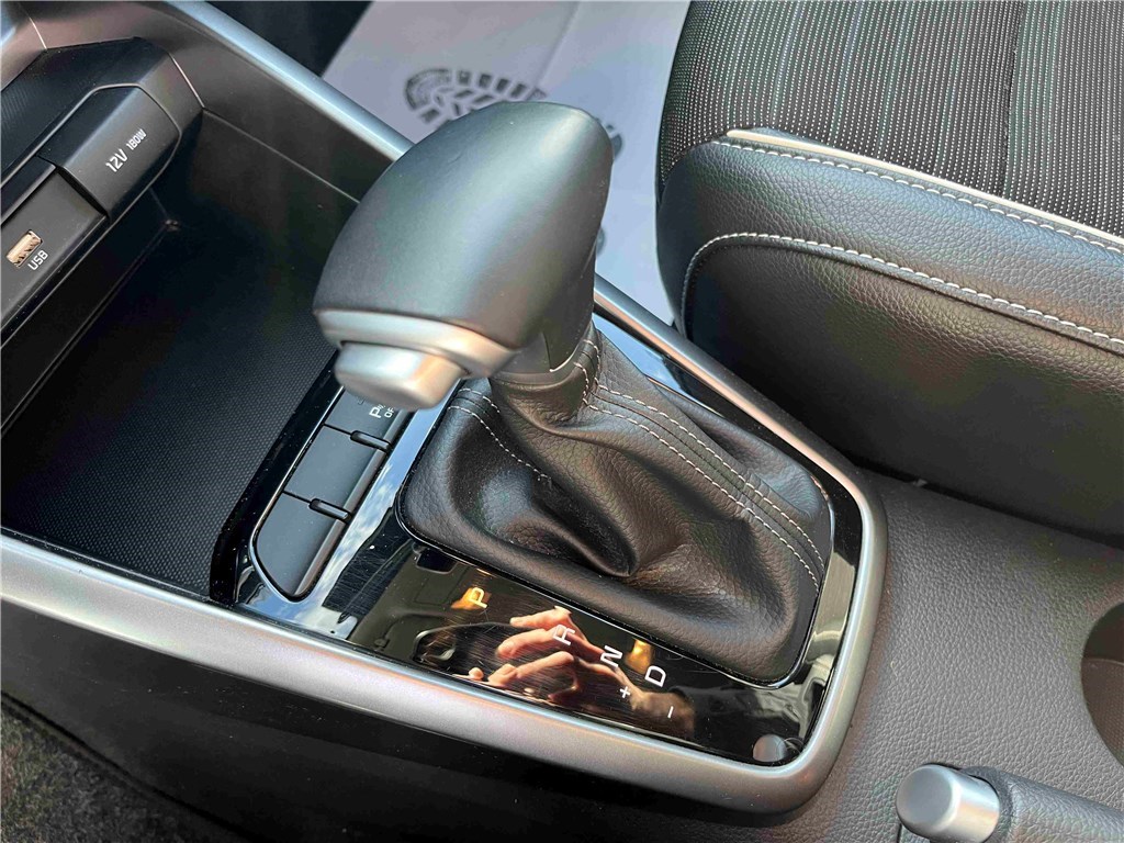 KIA STONIC 1.0 T-GDI 100 CH DCT7 GT Line