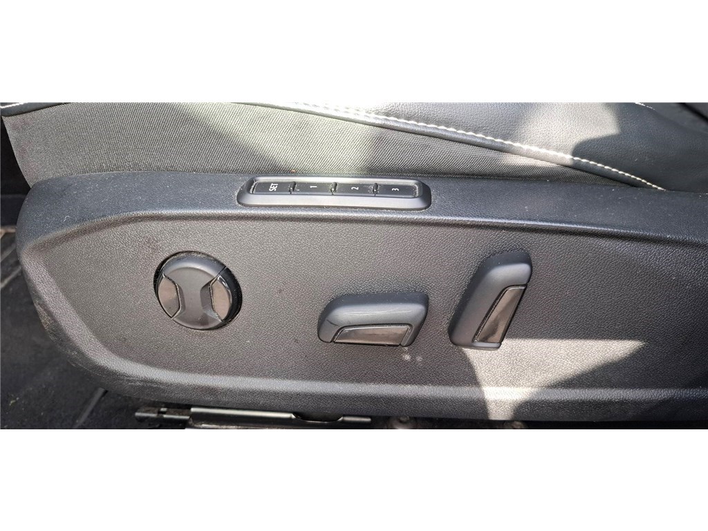 SEAT LEON E-HYBRID 204 CH DSG6 Xcellence