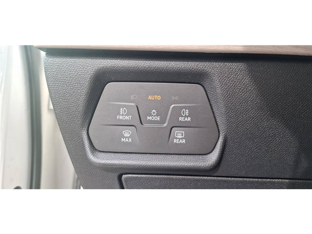 SEAT LEON E-HYBRID 204 CH DSG6 Xcellence