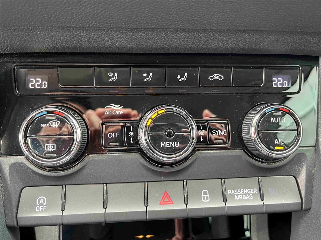 SKODA KAROQ 1.0 TSI 116 CH DSG7 Ambition