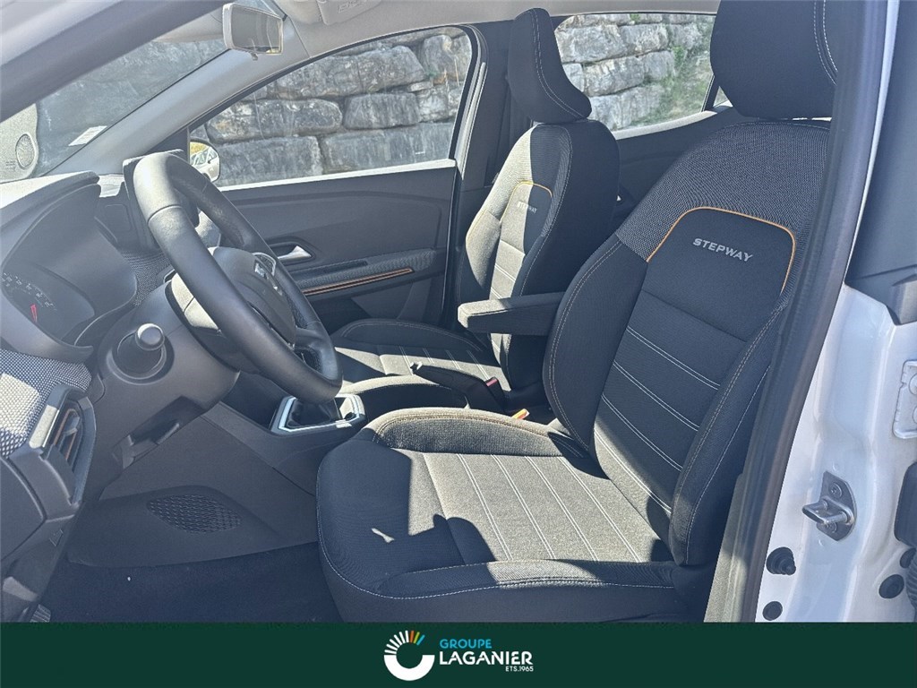 DACIA SANDERO TCE 90 Stepway Confort