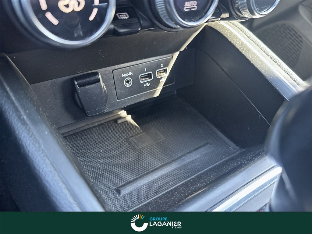 RENAULT CLIO E-TECH 140 RS Line