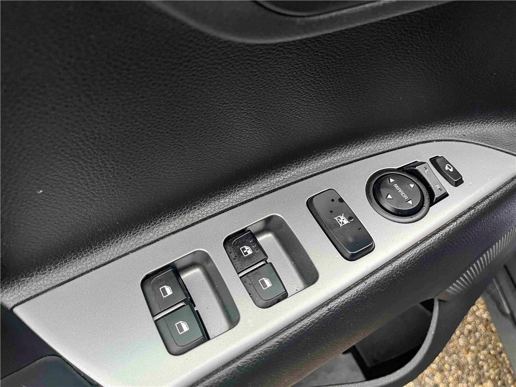 KIA STONIC 1.0 T-GDI 120 CH MHEV DCT7 GT Line