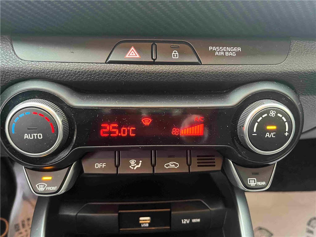 KIA STONIC 1.0 T-GDI 120 CH MHEV DCT7 GT Line