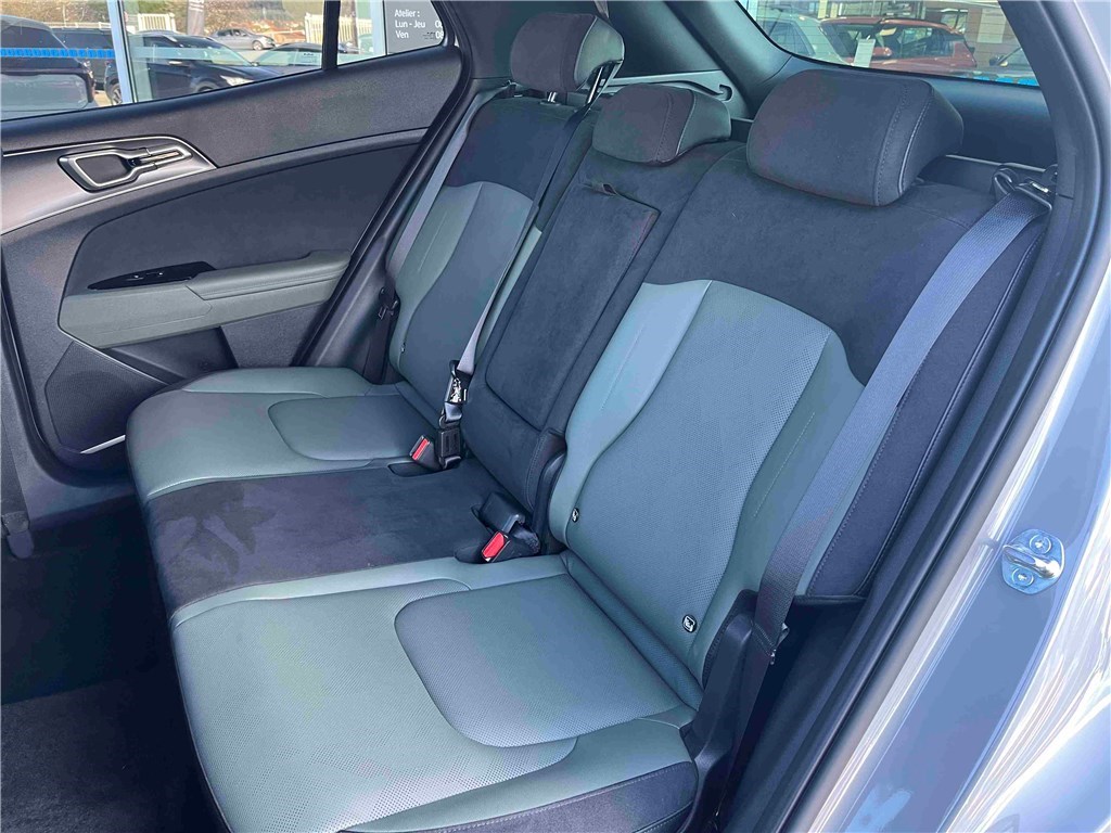 KIA SPORTAGE 1.6 T-GDI 210CH ISG HYBRIDE BVA6 4X2 30 Years