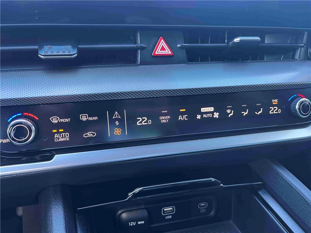 KIA SPORTAGE 1.6 T-GDI 210CH ISG HYBRIDE BVA6 4X2 30 Years