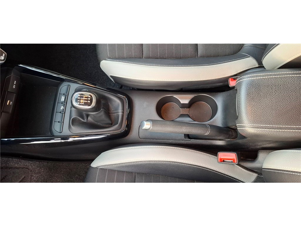 KIA STONIC 1.0 T-GDI 100 CH MHEV IBVM6 Launch Edition